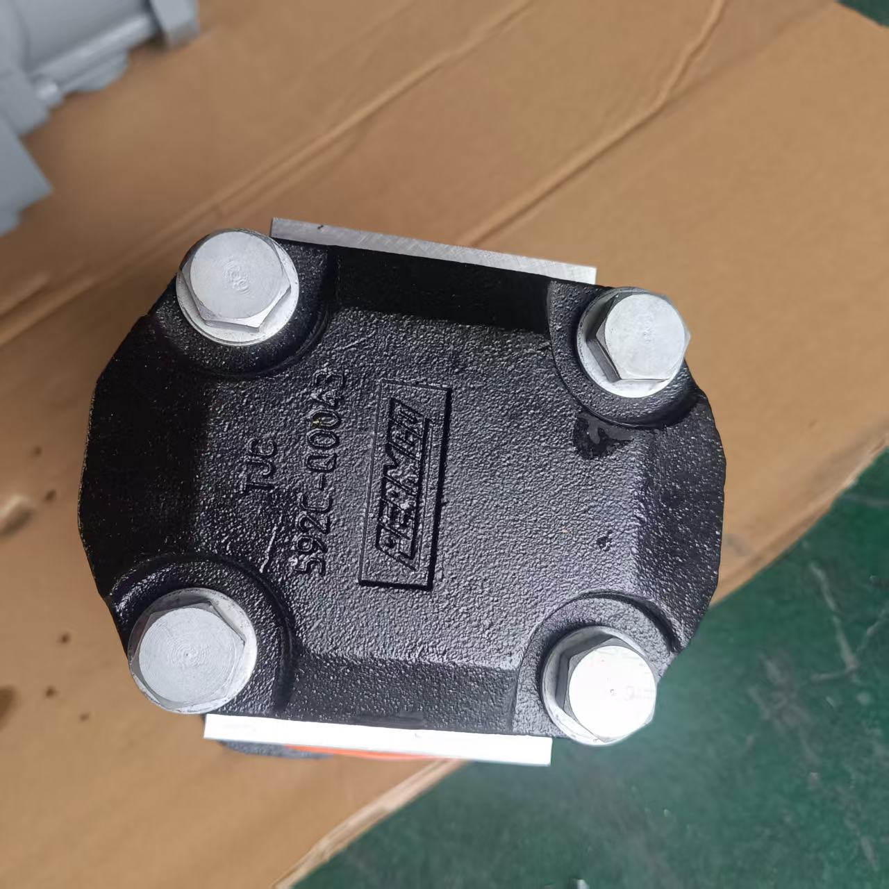 LIUGONG 11K0011 GEAR PUMP